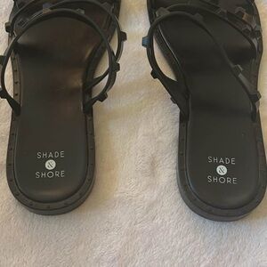 Shade & Shore Black Strappy Sandals